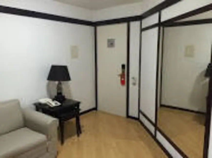 Foto 3 de Apartamento com 1 quarto para alugar, 43m2 em Cerqueira César, São Paulo - SP