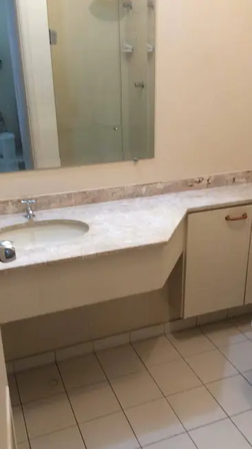 Foto 3 de Apartamento com 1 quarto para alugar, 32m2 em Vila Uberabinha, São Paulo - SP