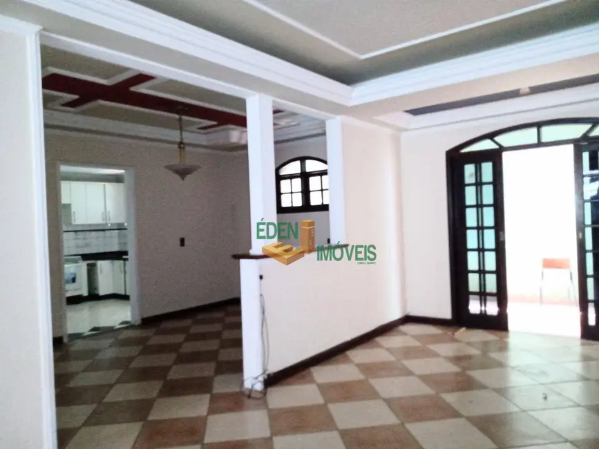 Casa com 5 quartos à venda, 825m2 em Éden, Sorocaba - SP - imagem 5 Foto 5 de Casa com 5 quartos à venda, 825m2 em Éden, Sorocaba - SP