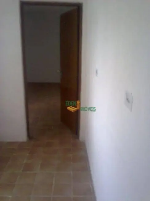 Casa com 3 quartos à venda, 237m2 em Jardim Santo Alberto, Santo Andre - SP - imagem 5 Foto 5 de Casa com 3 quartos à venda, 237m2 em Jardim Santo Alberto, Santo Andre - SP