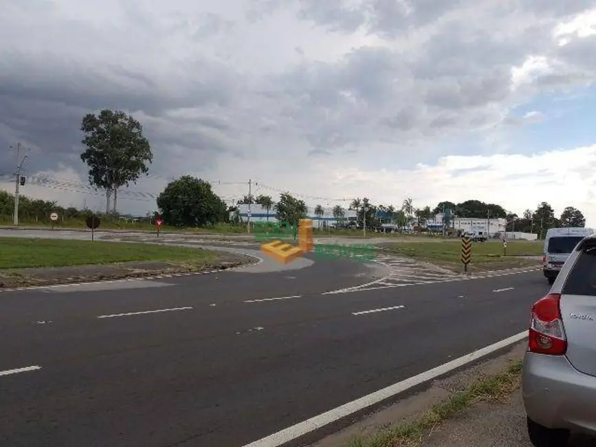 Terreno / Lote à venda, 2100m2 em Cajuru do Sul, Sorocaba - SP - imagem 7 Foto 7 de Terreno / Lote à venda, 2100m2 em Cajuru do Sul, Sorocaba - SP