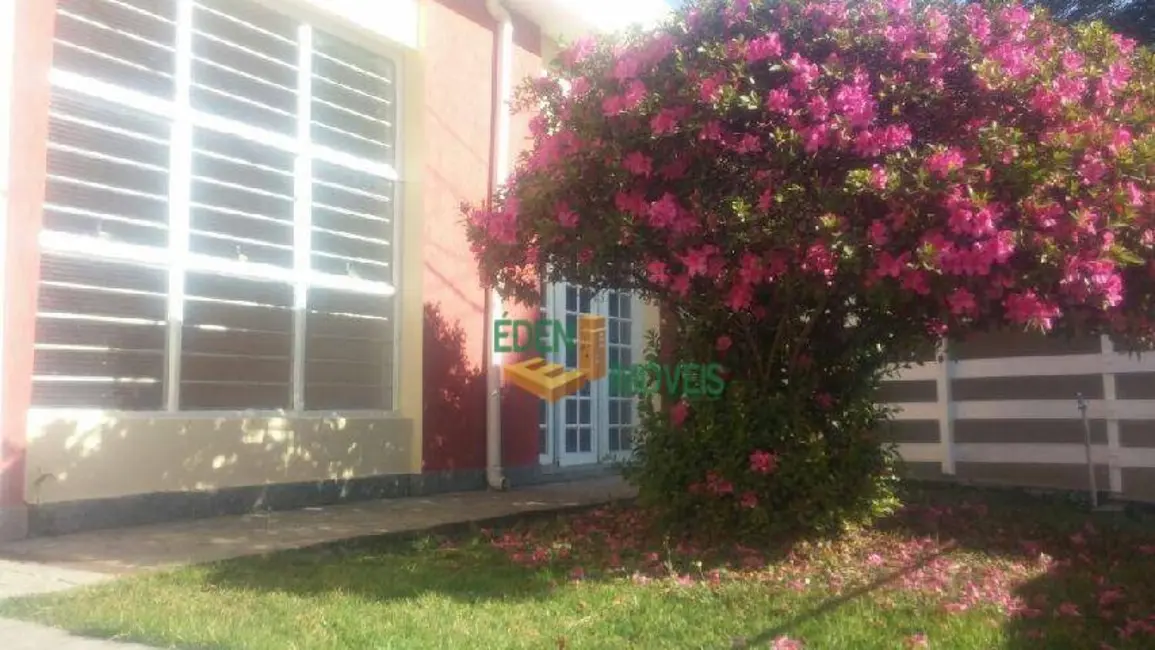 Casa com 4 quartos à venda, 220m2 em Jardim Faculdade, Sorocaba - SP - imagem 1 Foto 1 de Casa com 4 quartos à venda, 220m2 em Jardim Faculdade, Sorocaba - SP