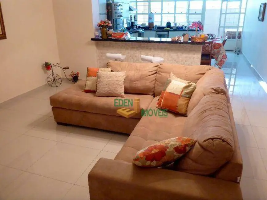 Casa com 4 quartos à venda, 125m2 em Jardim Carolina, Sorocaba - SP - imagem 8 Foto 8 de Casa com 4 quartos à venda, 125m2 em Jardim Carolina, Sorocaba - SP