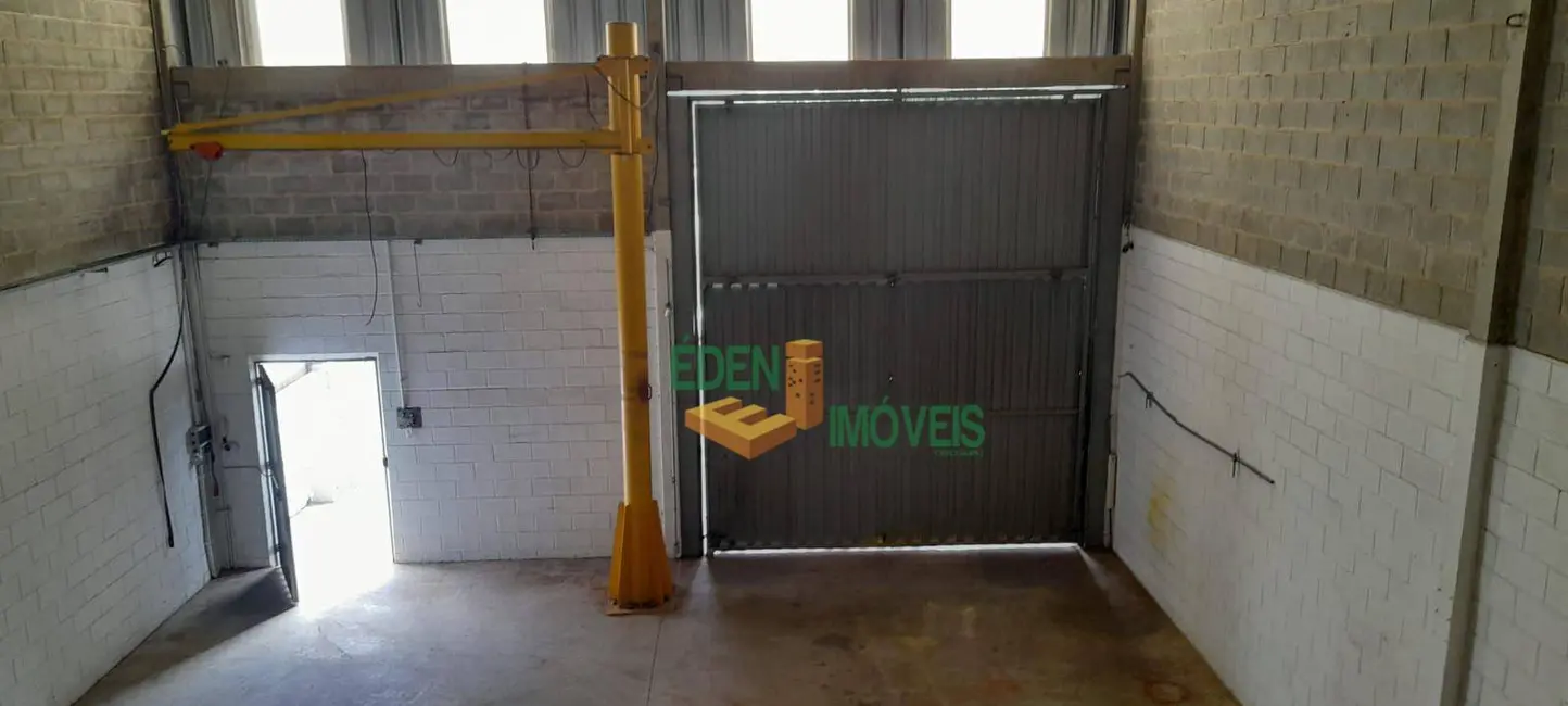 Foto 3 de Armazém / Galpão à venda, 250m2 em Jardim Carolina, Sorocaba - SP