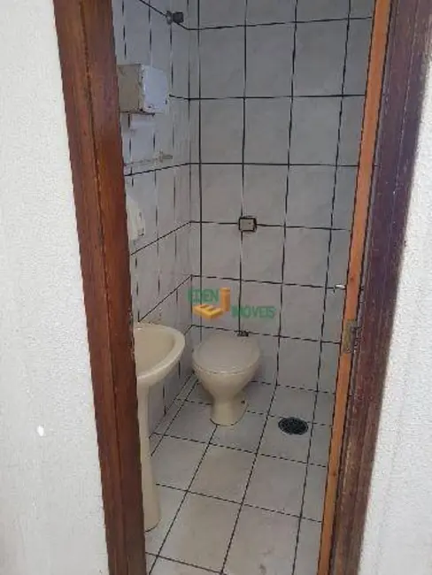 Sala Comercial à venda e para alugar, 240m2 em Vila Trujillo, Sorocaba - SP - imagem 6 Foto 6 de Sala Comercial à venda e para alugar, 240m2 em Vila Trujillo, Sorocaba - SP