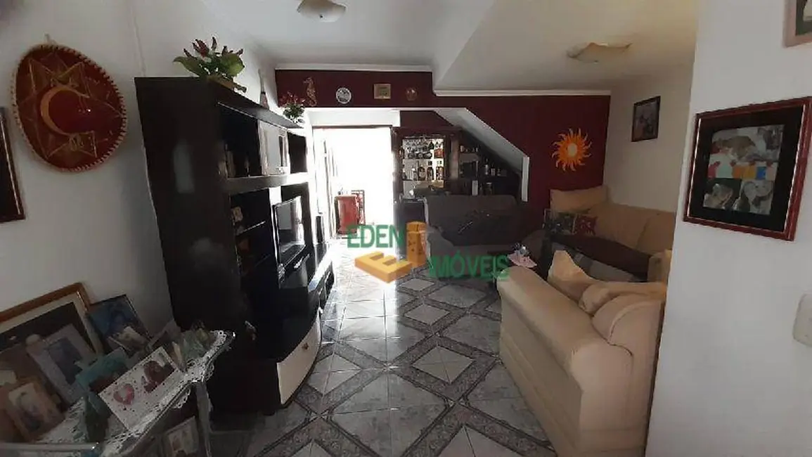 Casa de Condomínio com 3 quartos à venda, 250m2 em Sorocaba - SP - imagem 4 Foto 4 de Casa de Condomínio com 3 quartos à venda, 250m2 em Sorocaba - SP
