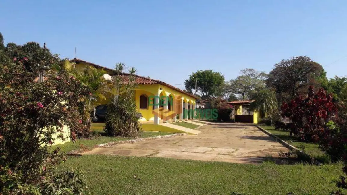 Foto 3 de Chácara com 3 quartos à venda e para alugar, 3000m2 em Aracoiaba Da Serra - SP
