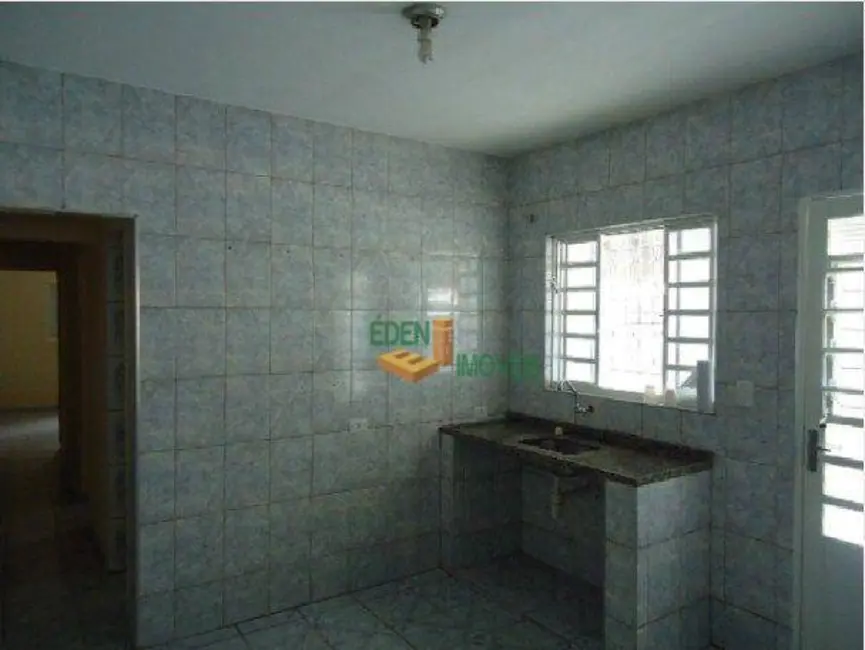 Casa com 2 quartos à venda, 127m2 em Éden, Sorocaba - SP - imagem 3 Foto 3 de Casa com 2 quartos à venda, 127m2 em Éden, Sorocaba - SP