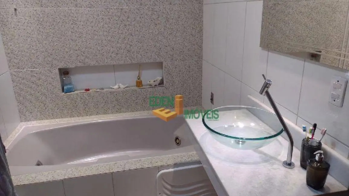 Casa com 2 quartos à venda, 125m2 em Jardim Carolina, Sorocaba - SP - imagem 3 Foto 3 de Casa com 2 quartos à venda, 125m2 em Jardim Carolina, Sorocaba - SP