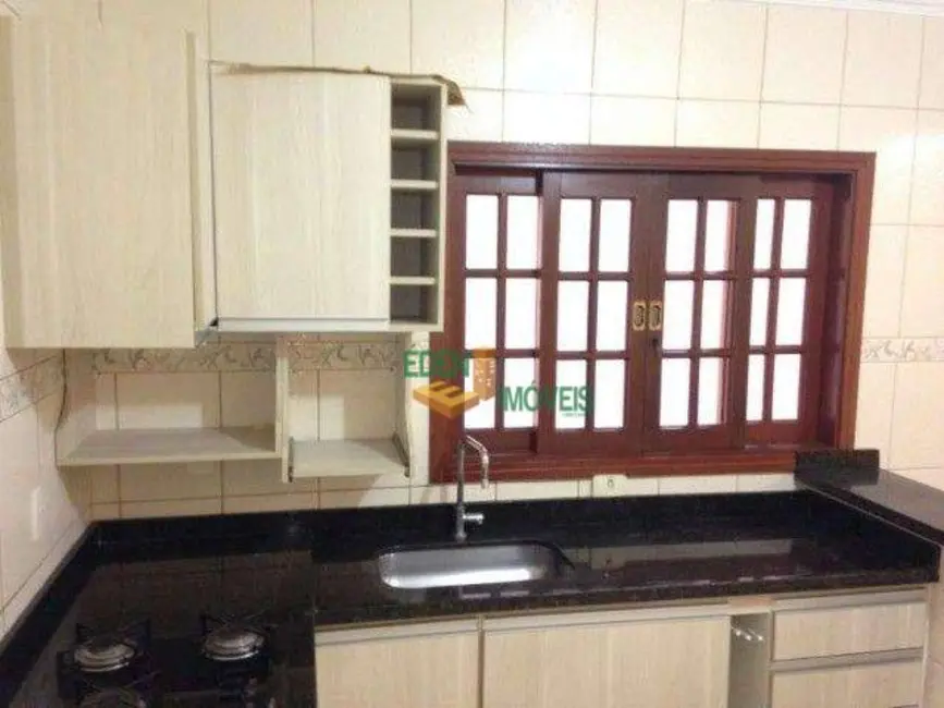 Casa com 2 quartos à venda, 125m2 em Jardim Carolina, Sorocaba - SP - imagem 6 Foto 6 de Casa com 2 quartos à venda, 125m2 em Jardim Carolina, Sorocaba - SP