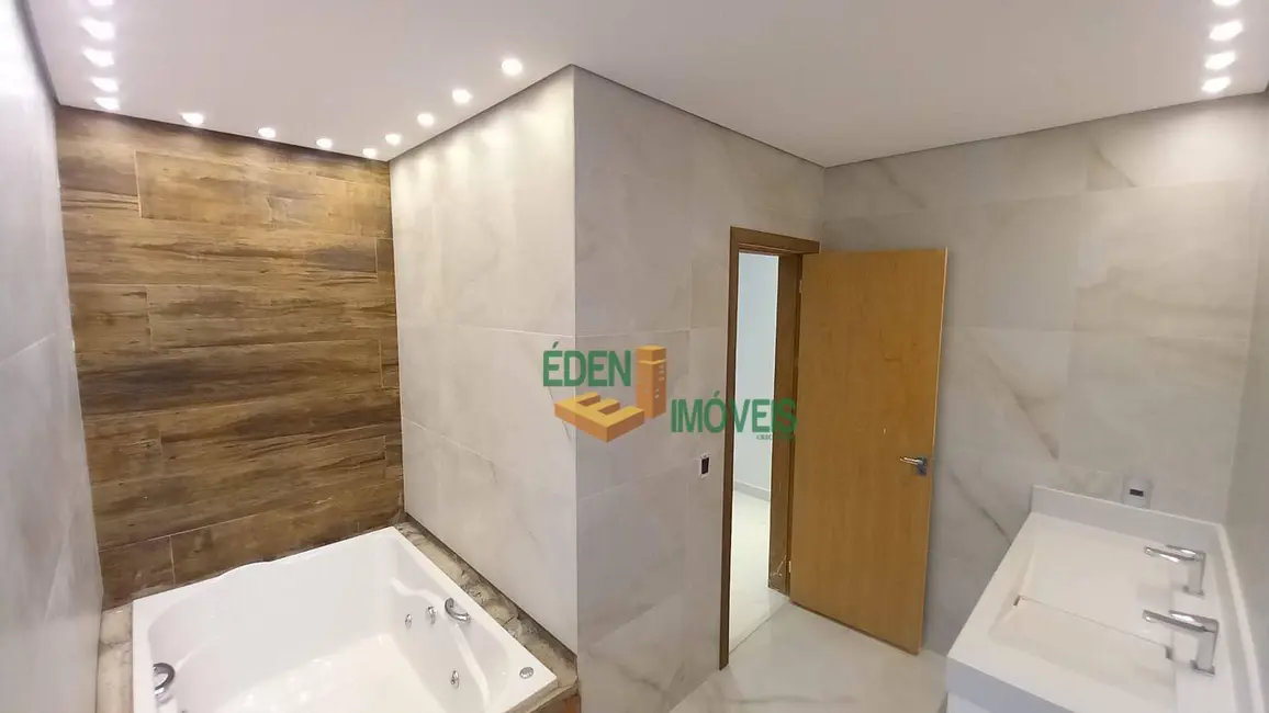 Casa de Condomínio com 3 quartos à venda, 360m2 em Sorocaba - SP - imagem 4 Foto 4 de Casa de Condomínio com 3 quartos à venda, 360m2 em Sorocaba - SP