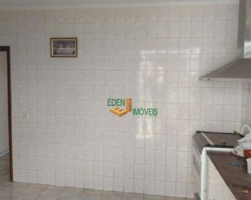 Casa com 2 quartos à venda, 210m2 em Vila Santa Rita, Sorocaba - SP - imagem 8 Foto 8 de Casa com 2 quartos à venda, 210m2 em Vila Santa Rita, Sorocaba - SP