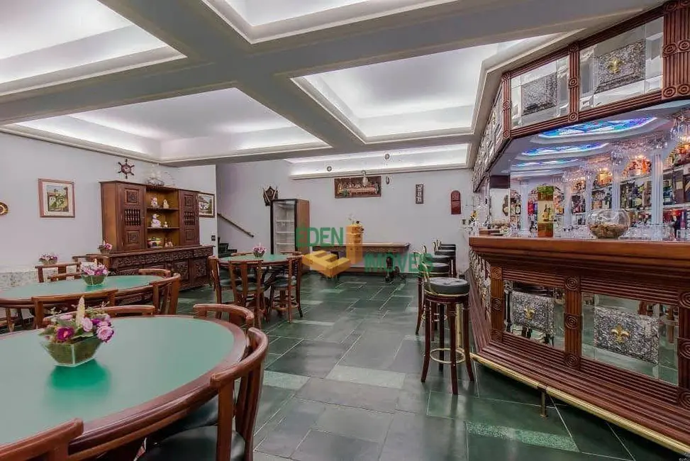 Casa de Condomínio com 6 quartos à venda, 1800m2 em Vila Assis, Sorocaba - SP - imagem 3 Foto 3 de Casa de Condomínio com 6 quartos à venda, 1800m2 em Vila Assis, Sorocaba - SP