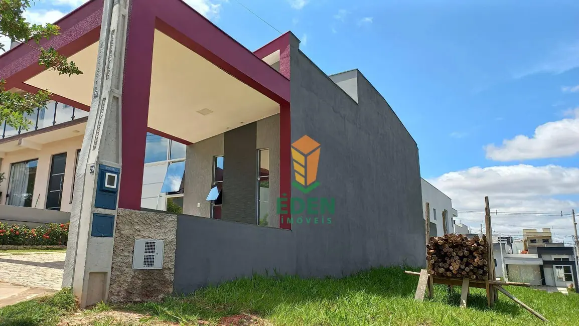 Foto 4 de Casa de Condomínio com 3 quartos à venda, 138m2 em Horto Florestal, Sorocaba - SP