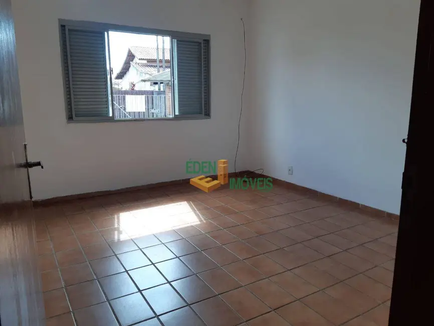 Casa com 2 quartos à venda, 330m2 em Éden, Sorocaba - SP - imagem 8 Foto 8 de Casa com 2 quartos à venda, 330m2 em Éden, Sorocaba - SP
