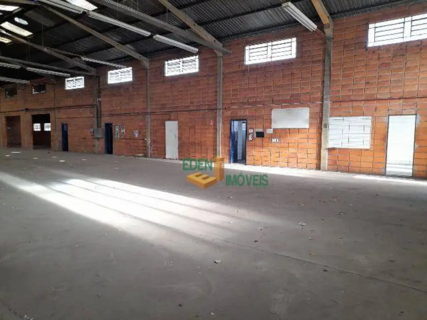 Foto 2 de Armazém / Galpão para alugar, 2500m2 em Vila Rica, Sorocaba - SP