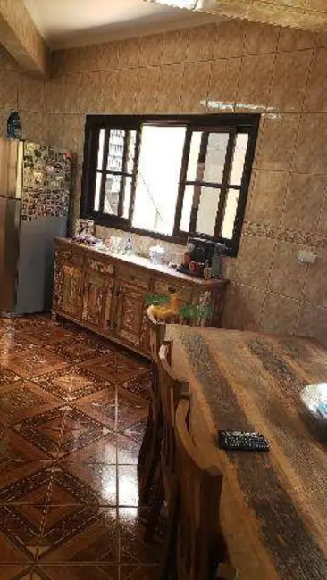 Casa com 4 quartos à venda, 226m2 em Jardim Carolina, Sorocaba - SP - imagem 3 Foto 3 de Casa com 4 quartos à venda, 226m2 em Jardim Carolina, Sorocaba - SP