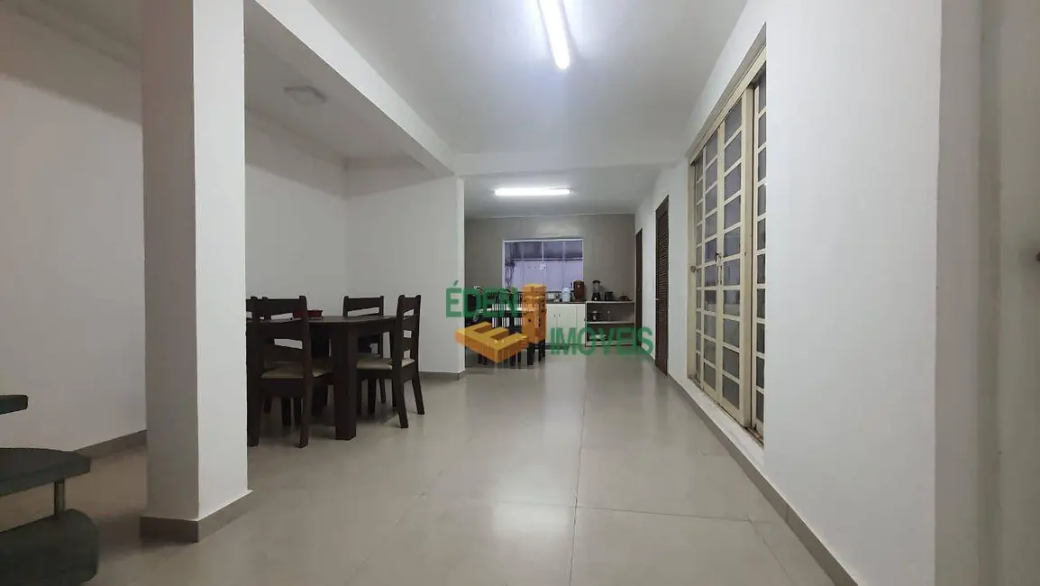 Casa com 3 quartos à venda, 150m2 em Jardim Boa Esperança, Sorocaba - SP - imagem 3 Foto 3 de Casa com 3 quartos à venda, 150m2 em Jardim Boa Esperança, Sorocaba - SP