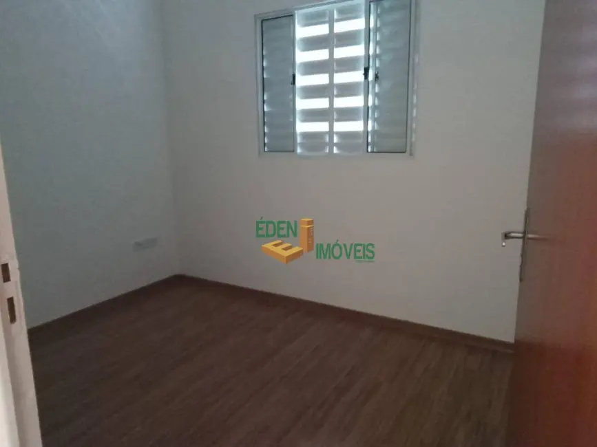 Casa com 2 quartos à venda, 63m2 em Jardim Topázio, Sorocaba - SP - imagem 3 Foto 3 de Casa com 2 quartos à venda, 63m2 em Jardim Topázio, Sorocaba - SP
