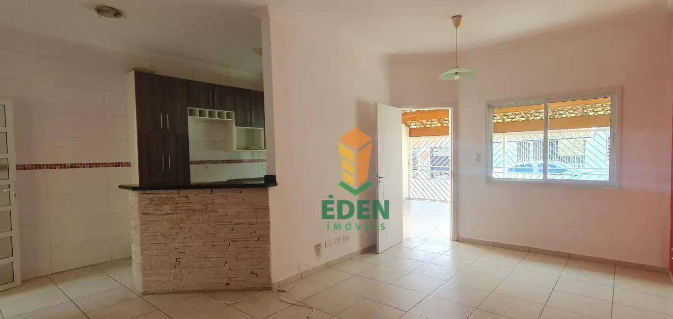 Foto 2 de Casa com 3 quartos à venda, 132m2 em Jardim Residencial Villa Amato, Sorocaba - SP