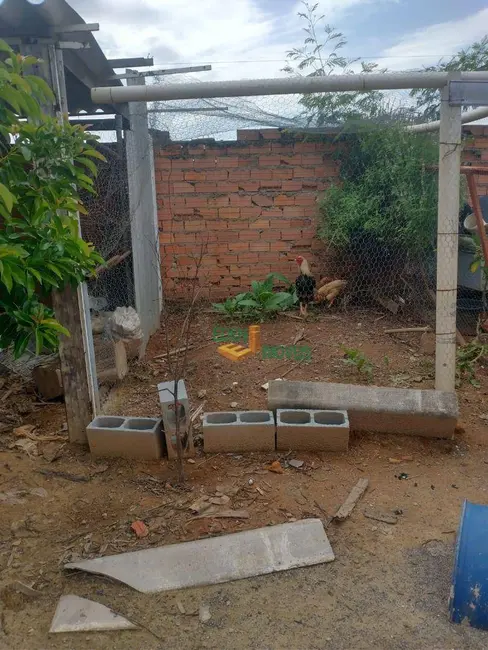 Chácara com 2 quartos à venda, 860m2 em Ana Maria, Sorocaba - SP - imagem 9 Foto 9 de Chácara com 2 quartos à venda, 860m2 em Ana Maria, Sorocaba - SP