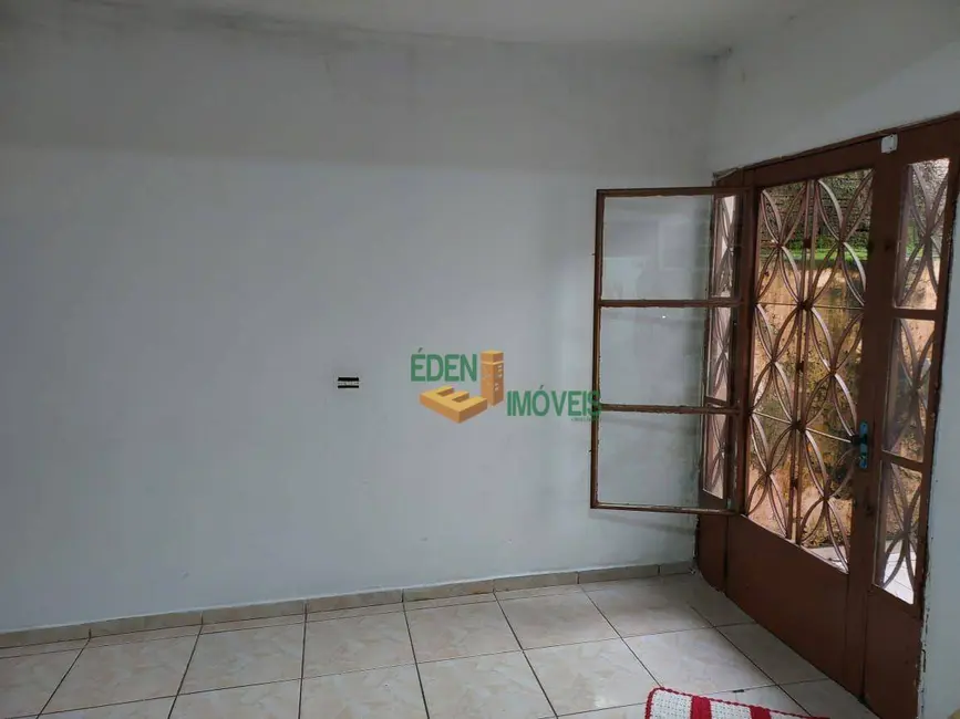Foto 1 de Casa com 2 quartos à venda, 125m2 em Cajuru do Sul, Sorocaba - SP
