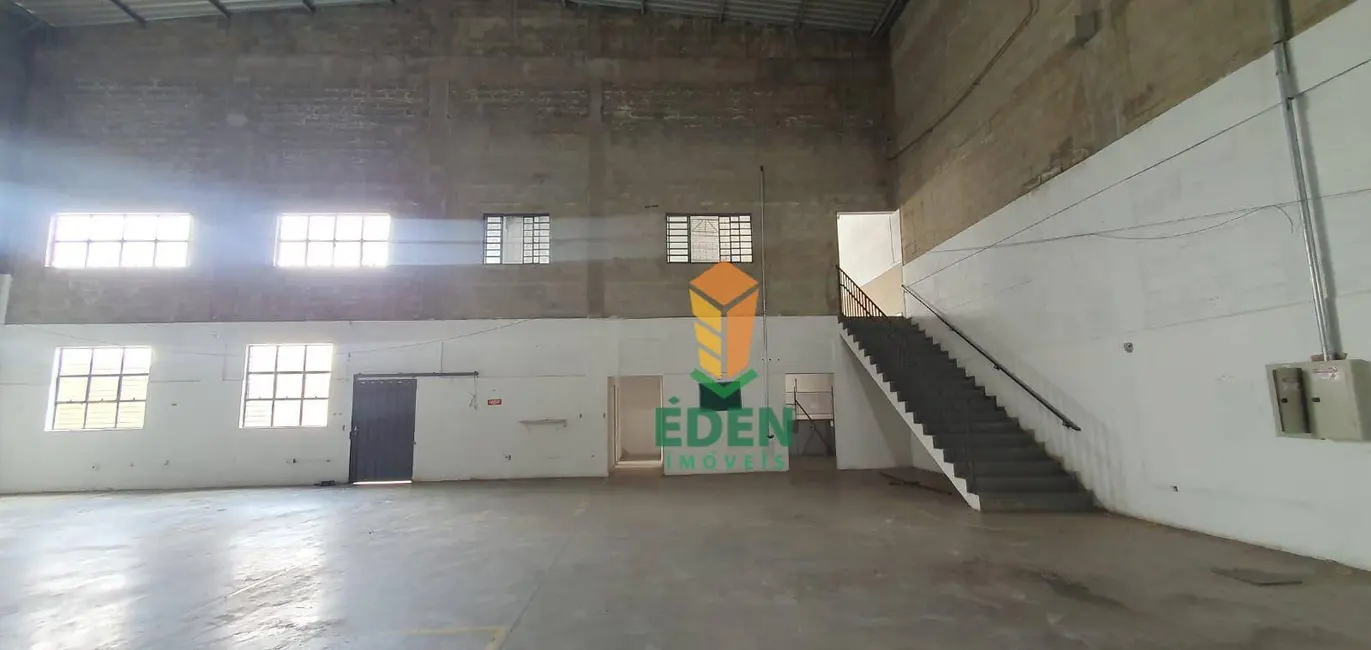 Armazém / Galpão para alugar, 1200m2 em Éden, Sorocaba - SP - imagem 4 Foto 4 de Armazém / Galpão para alugar, 1200m2 em Éden, Sorocaba - SP