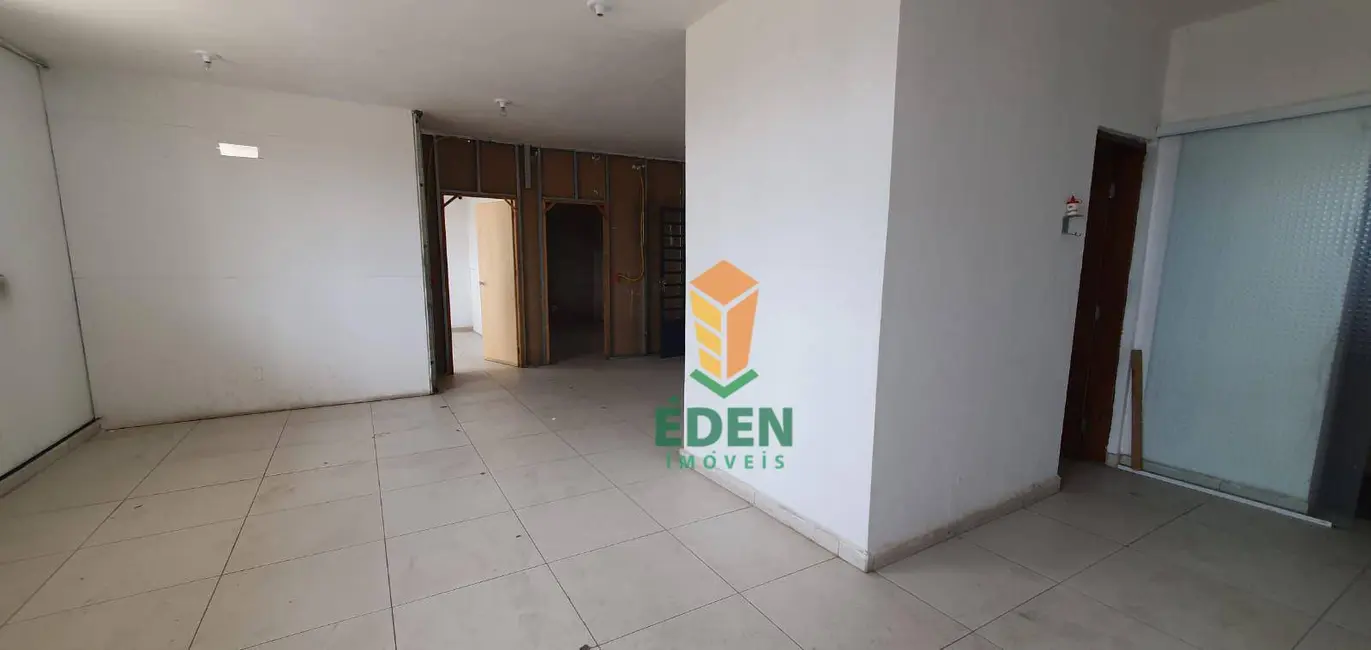 Foto 2 de Armazém / Galpão para alugar, 1200m2 em Éden, Sorocaba - SP