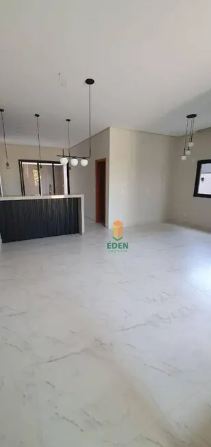 Foto 3 de Casa de Condomínio com 3 quartos à venda, 160m2 em Cajuru do Sul, Sorocaba - SP