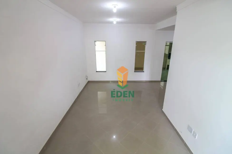 Casa de Condomínio com 3 quartos à venda, 190m2 em Jardim Nova Manchester, Sorocaba - SP - imagem 9 Foto 9 de Casa de Condomínio com 3 quartos à venda, 190m2 em Jardim Nova Manchester, Sorocaba - SP