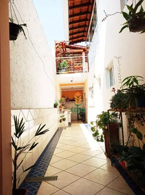 Casa com 3 quartos à venda, 130m2 em Parque das Paineiras, Sorocaba - SP - imagem 6 Foto 6 de Casa com 3 quartos à venda, 130m2 em Parque das Paineiras, Sorocaba - SP