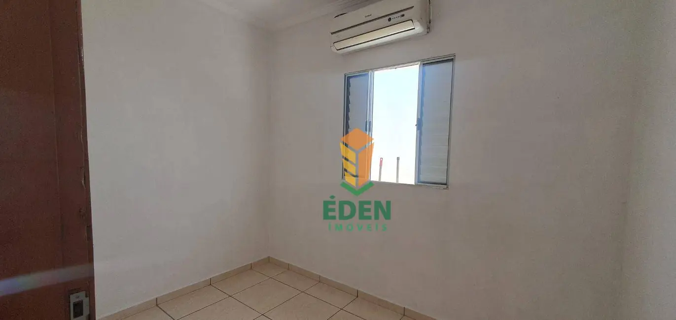 Casa com 2 quartos à venda, 125m2 em Jardim Nilton Torres, Sorocaba - SP - imagem 4 Foto 4 de Casa com 2 quartos à venda, 125m2 em Jardim Nilton Torres, Sorocaba - SP