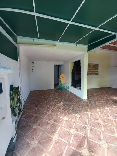 Casa com 2 quartos à venda, 140m2 em Jardim Topázio, Sorocaba - SP - imagem 2 Foto 2 de Casa com 2 quartos à venda, 140m2 em Jardim Topázio, Sorocaba - SP
