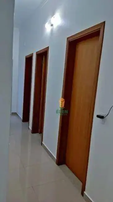 Casa com 3 quartos à venda, 340m2 em Wanel Ville, Sorocaba - SP - imagem 5 Foto 5 de Casa com 3 quartos à venda, 340m2 em Wanel Ville, Sorocaba - SP