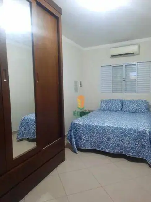 Casa com 3 quartos à venda, 340m2 em Wanel Ville, Sorocaba - SP - imagem 9 Foto 9 de Casa com 3 quartos à venda, 340m2 em Wanel Ville, Sorocaba - SP