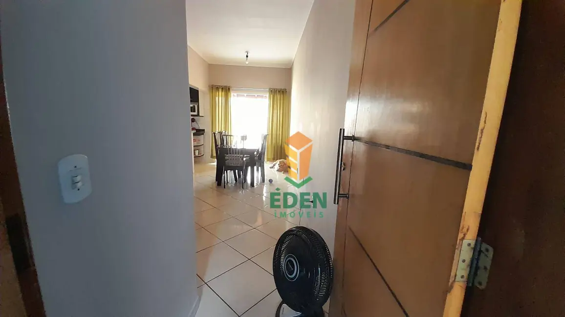 Casa com 2 quartos à venda, 150m2 em Cajuru do Sul, Sorocaba - SP - imagem 3 Foto 3 de Casa com 2 quartos à venda, 150m2 em Cajuru do Sul, Sorocaba - SP