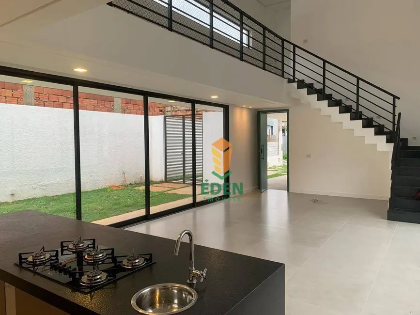 Casa de Condomínio com 3 quartos à venda e para alugar, 540m2 em Cajuru do Sul, Sorocaba - SP - imagem 4 Foto 4 de Casa de Condomínio com 3 quartos à venda e para alugar, 540m2 em Cajuru do Sul, Sorocaba - SP