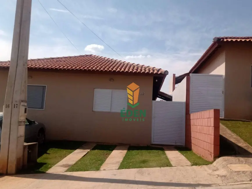 Foto 1 de Casa com 2 quartos à venda, 60m2 em Jardim Santa Esmeralda, Sorocaba - SP