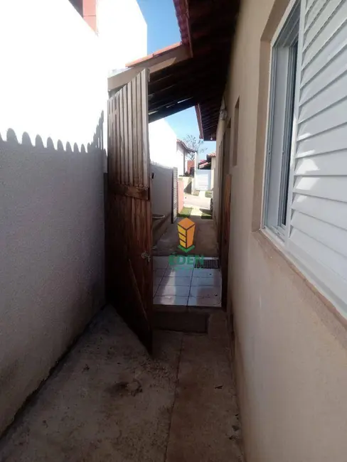 Casa com 2 quartos à venda, 60m2 em Jardim Santa Esmeralda, Sorocaba - SP - imagem 3 Foto 3 de Casa com 2 quartos à venda, 60m2 em Jardim Santa Esmeralda, Sorocaba - SP