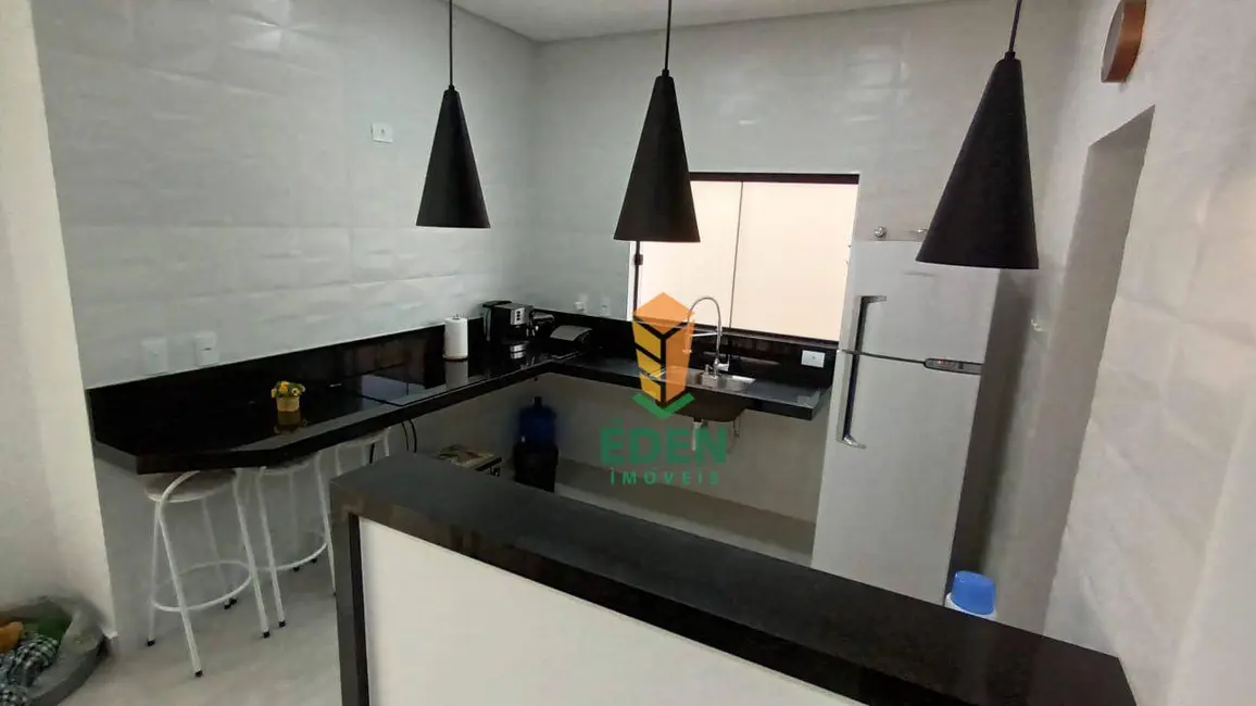 Casa com 3 quartos à venda, 200m2 em Wanel Ville, Sorocaba - SP - imagem 5 Foto 5 de Casa com 3 quartos à venda, 200m2 em Wanel Ville, Sorocaba - SP