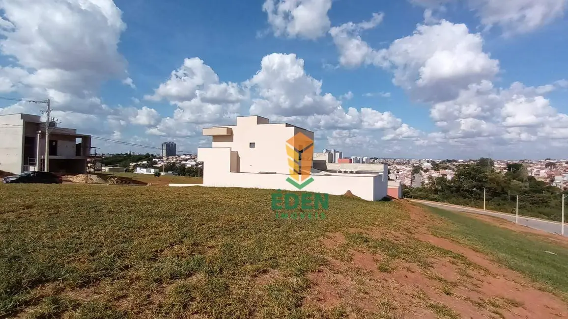Foto 2 de Casa com 3 quartos à venda, 200m2 em Wanel Ville, Sorocaba - SP