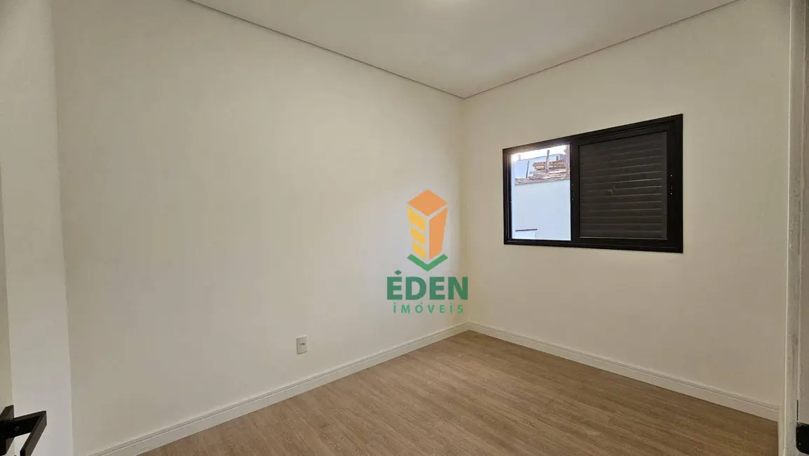 Casa com 3 quartos à venda, 200m2 em Wanel Ville, Sorocaba - SP - imagem 5 Foto 5 de Casa com 3 quartos à venda, 200m2 em Wanel Ville, Sorocaba - SP