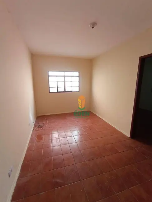 Foto 2 de Casa com 1 quarto para alugar, 125m2 em Cajuru do Sul, Sorocaba - SP
