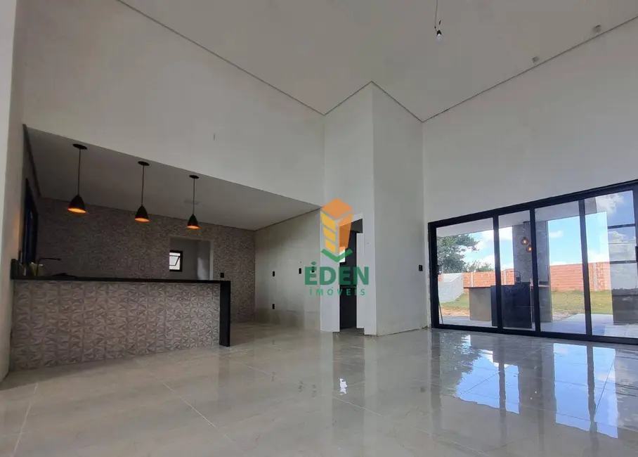 Foto 5 de Casa de Condomínio com 3 quartos à venda, 800m2 em Aracoiaba Da Serra - SP