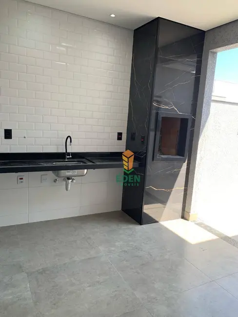 Casa de Condomínio com 3 quartos à venda, 200m2 em Wanel Ville, Sorocaba - SP - imagem 7 Foto 7 de Casa de Condomínio com 3 quartos à venda, 200m2 em Wanel Ville, Sorocaba - SP