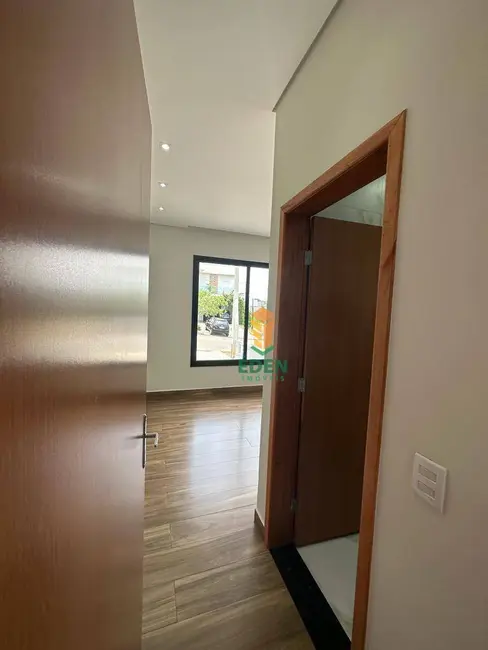 Casa de Condomínio com 3 quartos à venda, 154m2 em Sorocaba - SP - imagem 8 Foto 8 de Casa de Condomínio com 3 quartos à venda, 154m2 em Sorocaba - SP