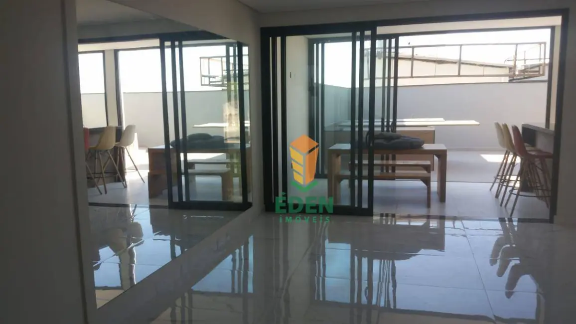 Foto 2 de Casa de Condomínio com 3 quartos à venda, 250m2 em Jardim Ibiti do Paço, Sorocaba - SP