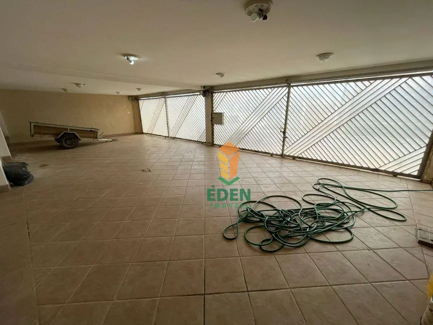 Foto 3 de Casa com 3 quartos à venda, 420m2 em Vila Barão, Sorocaba - SP