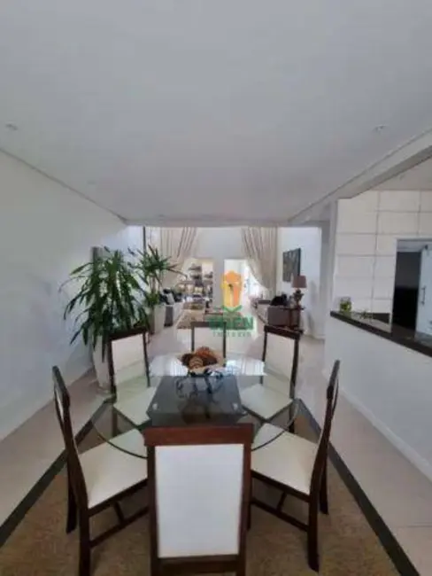 Foto 8 de Casa de Condomínio com 3 quartos à venda, 1600m2 em Aracoiaba Da Serra - SP