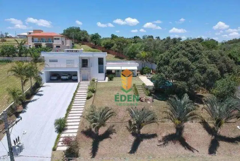 Foto 1 de Casa de Condomínio com 3 quartos à venda, 1600m2 em Aracoiaba Da Serra - SP